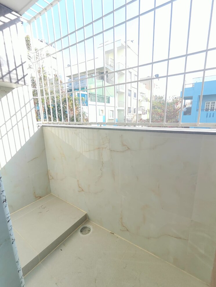 Balcony, iti layout 2 Bedroom 1000 Sq.Ft. Builder Floor In Iti Layout Bangalore 8721221