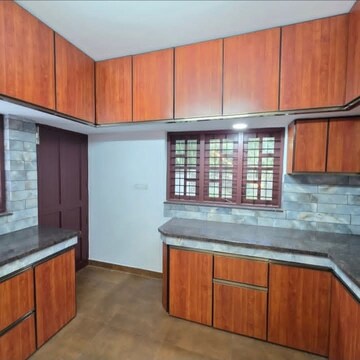 Kitchen in 3 BHK Builder Floor at Sector 32 – for Sale