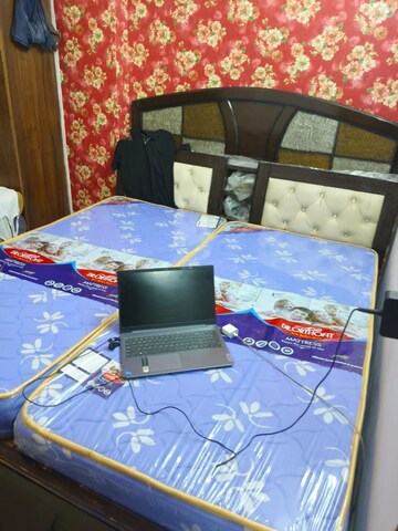 Bedroom in 2 BHK Builder Floor at Dwarka Mor – for Rent