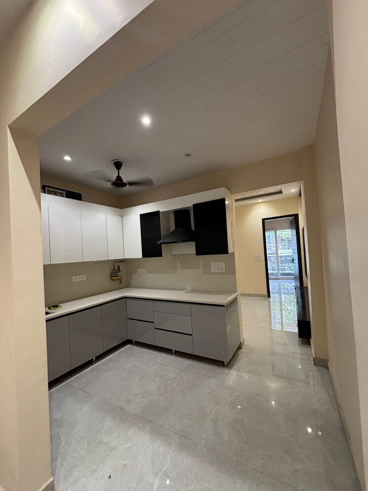 Kitchen, ashok nagar 2 Bedroom 900 Sq.Ft. Builder Floor In Ashok Nagar Delhi 8721344