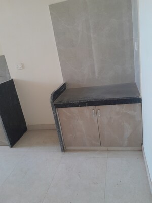 Furnished Amenities in 6 BHK Villa at Mansarovar Extension – for Sale