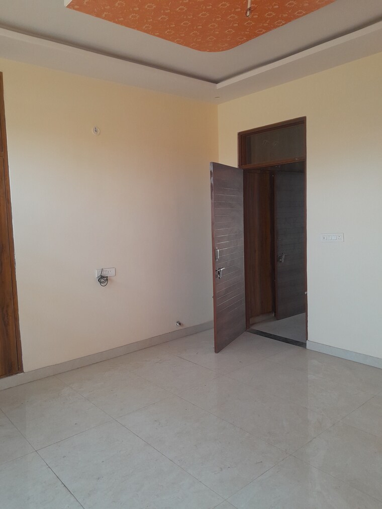 Room, mansarovar extension 6 Bedroom 210 Sq.Yd. Villa In Mansarovar Extension Jaipur 8721500