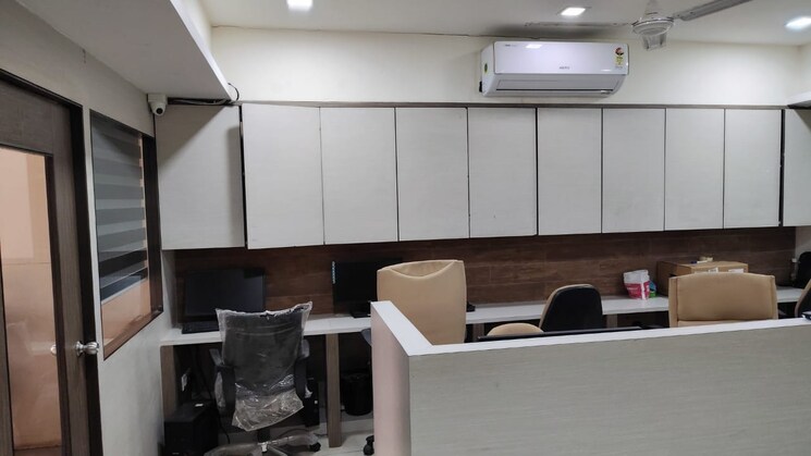 Team Area, sandesh-solitaire-corporate-park Commercial Office Space 985 Sq.Ft. In Makarba Ahmedabad 8721358