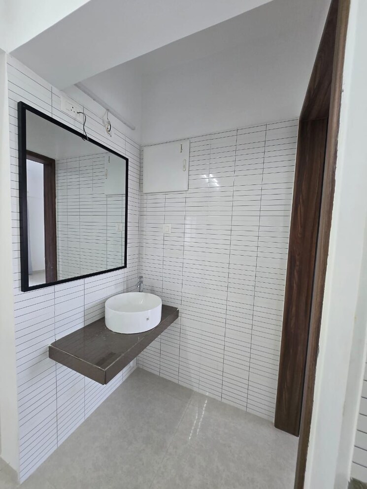 Bathroom, venkatesh-viom 2 Bedroom 766 Sq.Ft. Apartment In Kothrud Pune 8721508