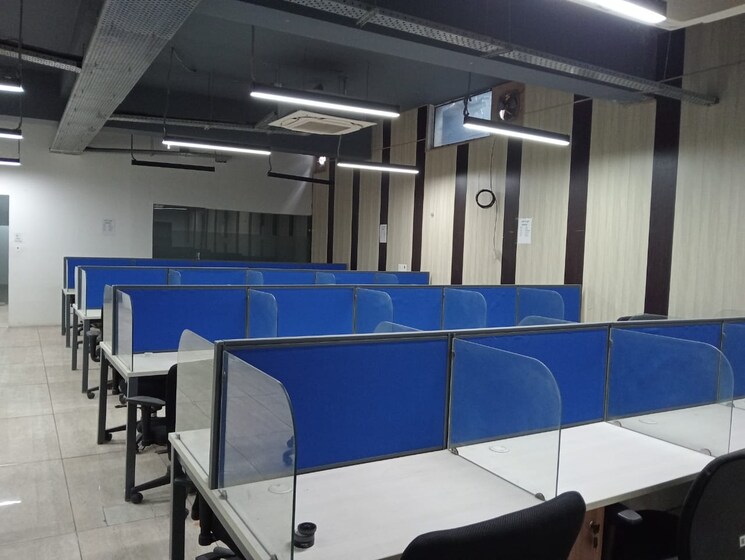 Team Area, sector 63 Commercial Office Space 3000 Sq.Ft. In Sector 63 Noida 8721515