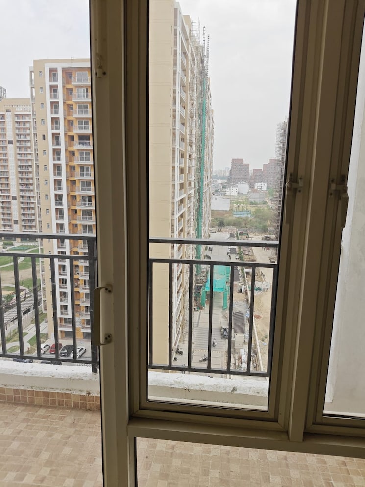 Balcony, omaxe-residency-ii 3 Bedroom 1637 Sq.Ft. Apartment In Gomti Nagar Lucknow 8721696