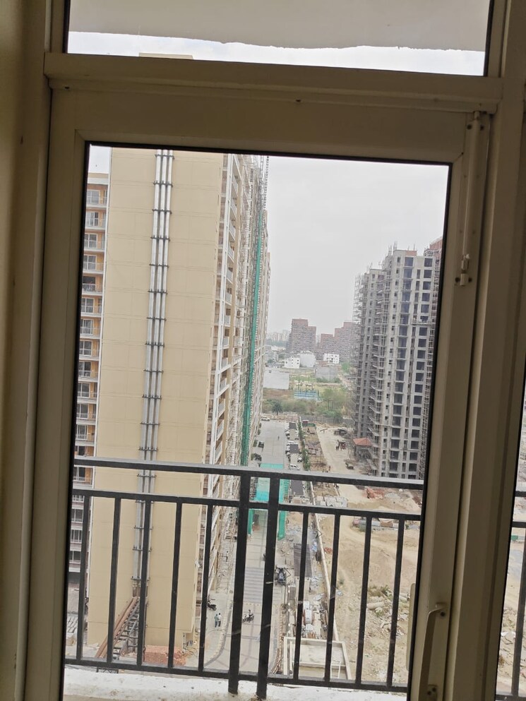 Balcony, omaxe-residency-ii 3 Bedroom 1637 Sq.Ft. Apartment In Gomti Nagar Lucknow 8721696
