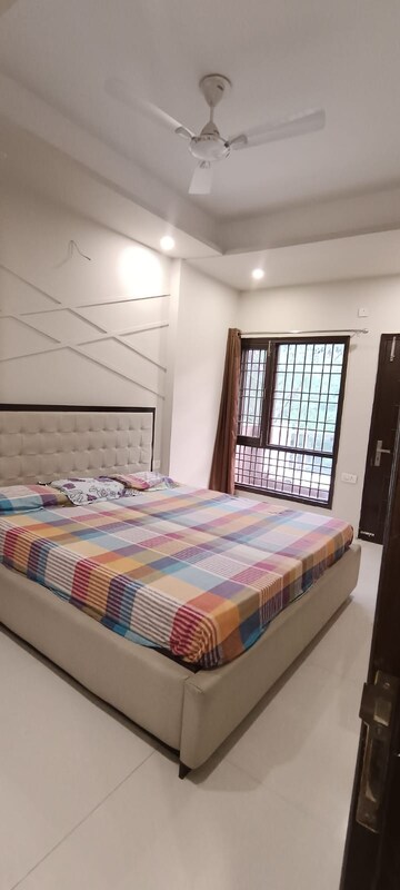Bedroom in 3 BHK Builder Floor at Kohli One Malibu Town, Sector 47 – for Rent