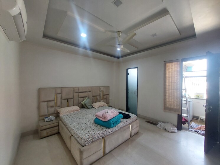 Master Bedroom, mahendra park 3 Bedroom 1800 Sq.Ft. Builder Floor In Mahendra Park Delhi 8722743