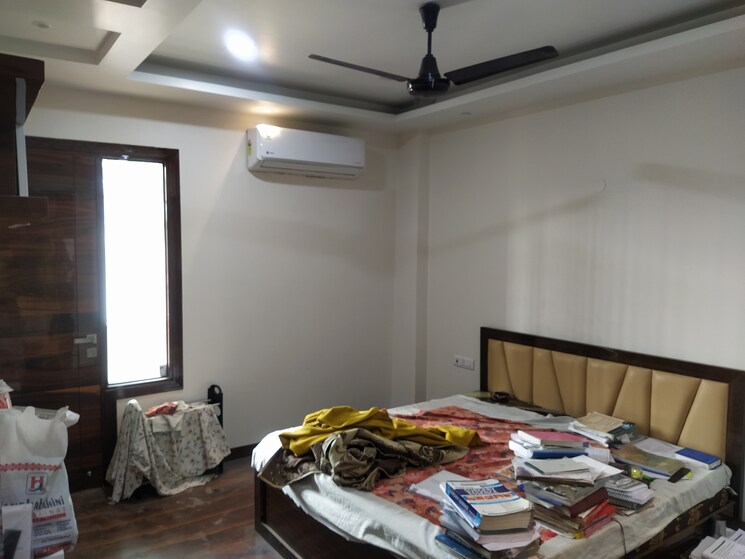 Bedroom, mahendra park 3 Bedroom 1800 Sq.Ft. Builder Floor In Mahendra Park Delhi 8722743