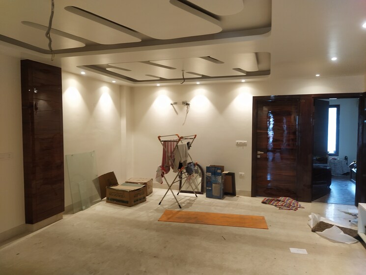 undefined, mahendra park 3 Bedroom 1800 Sq.Ft. Builder Floor In Mahendra Park Delhi 8722743