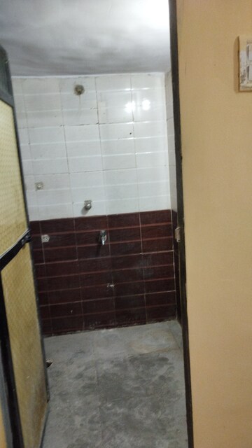 Bathroom in 1 RK Apartment at Dombivli East – for Rent