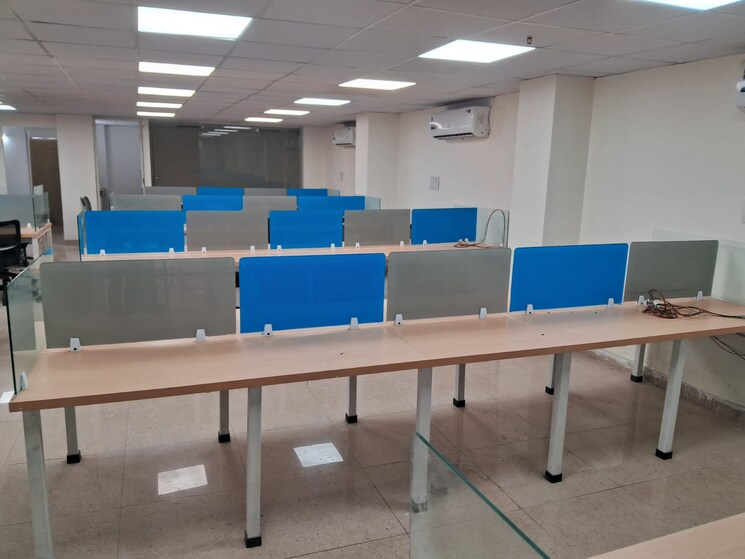 Team Area, sector 63 Commercial Office Space 1000 Sq.Ft. In Sector 63 Noida 8721722