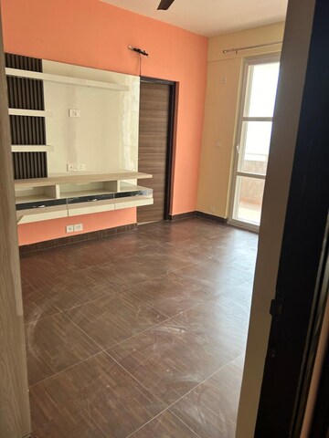 Room in 3 BHK Apartment at Ansal Estella, Sector 103 – for Rent