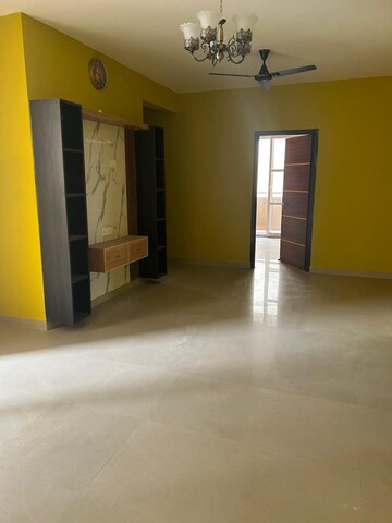 Room in 3 BHK Apartment at Ansal Estella, Sector 103 – for Rent