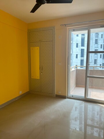 Room in 3 BHK Apartment at Ansal Estella, Sector 103 – for Rent