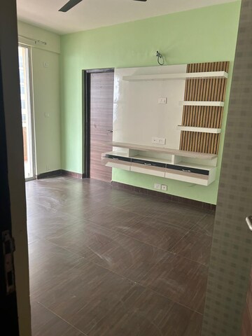 Room in 3 BHK Apartment at Ansal Estella, Sector 103 – for Rent