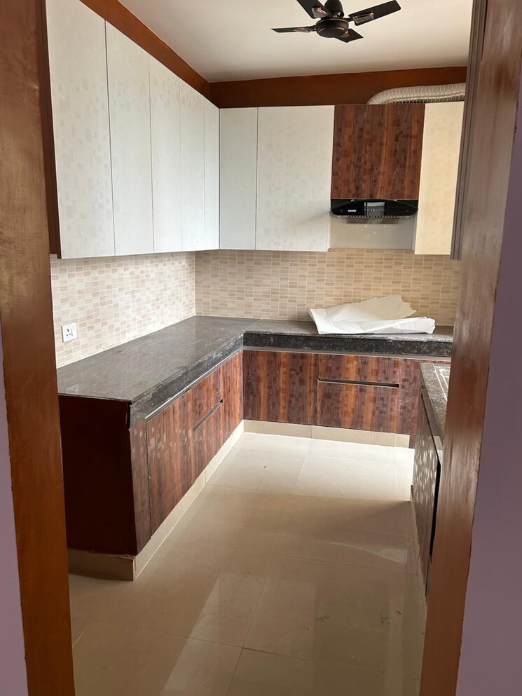 Kitchen, ansal-estella 3 Bedroom 1740 Sq.Ft. Apartment In Sector 103 Gurgaon 8721938