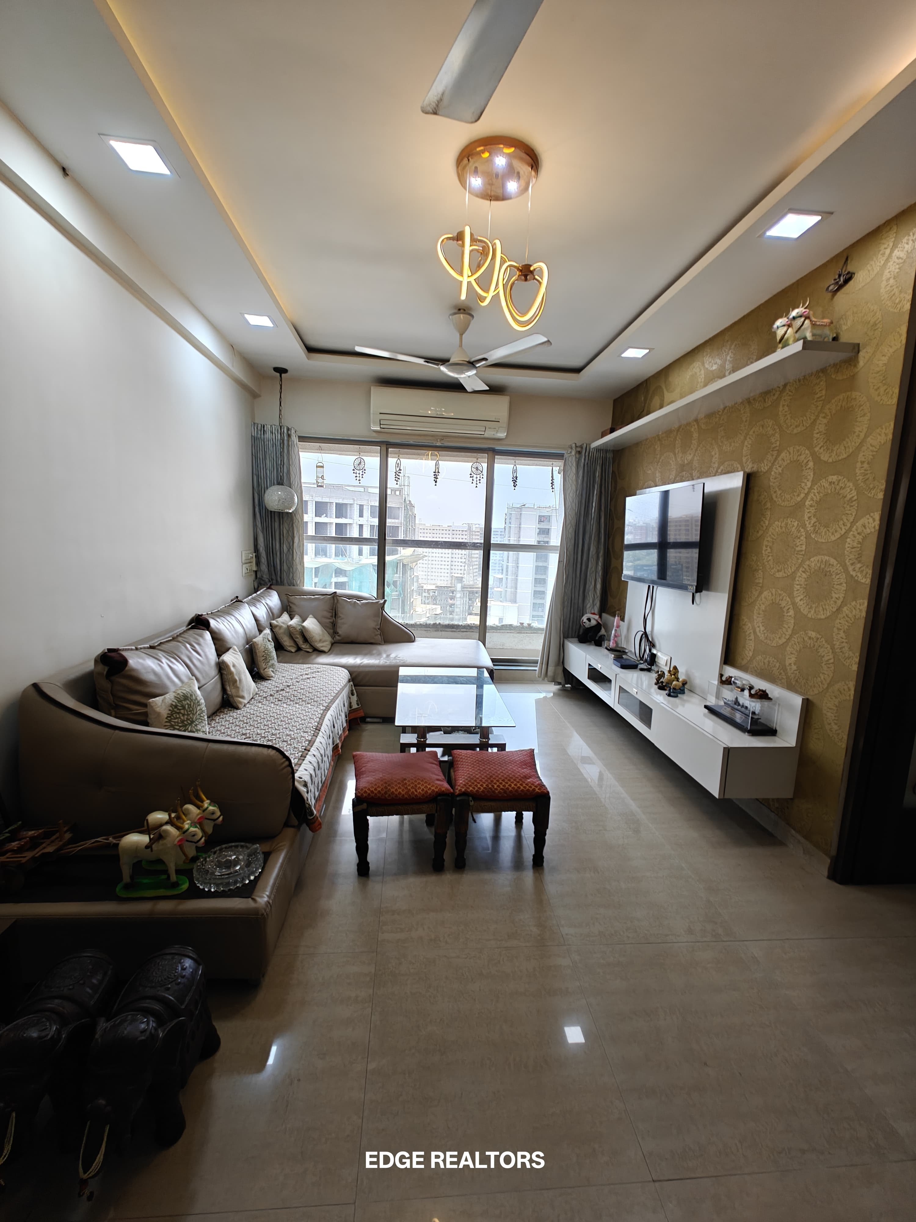 2 BHK + Extra Room Apartment For Rent in Tilak Nagar Building
