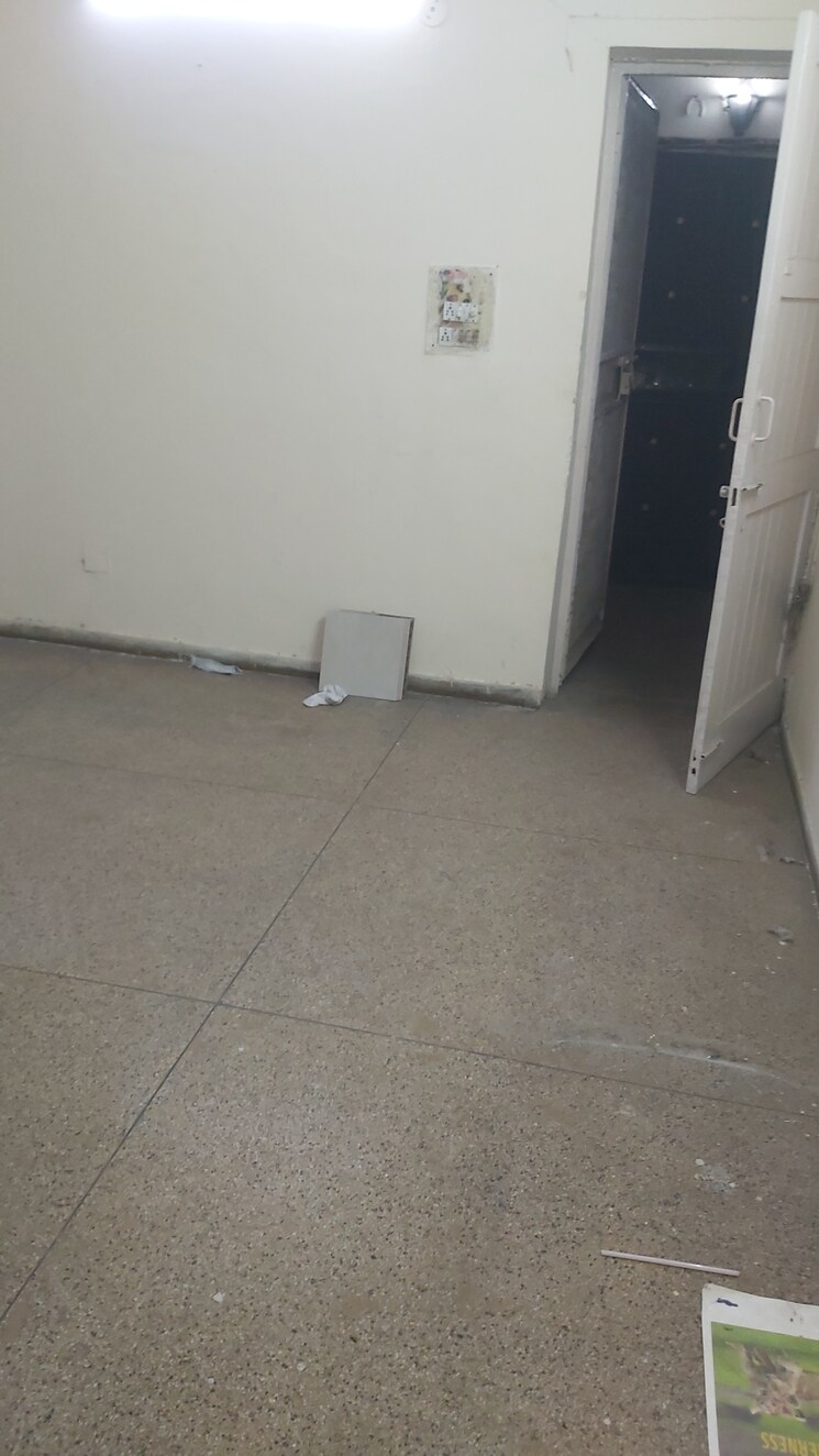 Room, mayur vihar phase 1 extension 2.5 Bedroom 1080 Sq.Ft. Apartment In Mayur Vihar Phase 1 Extension Delhi 8722232