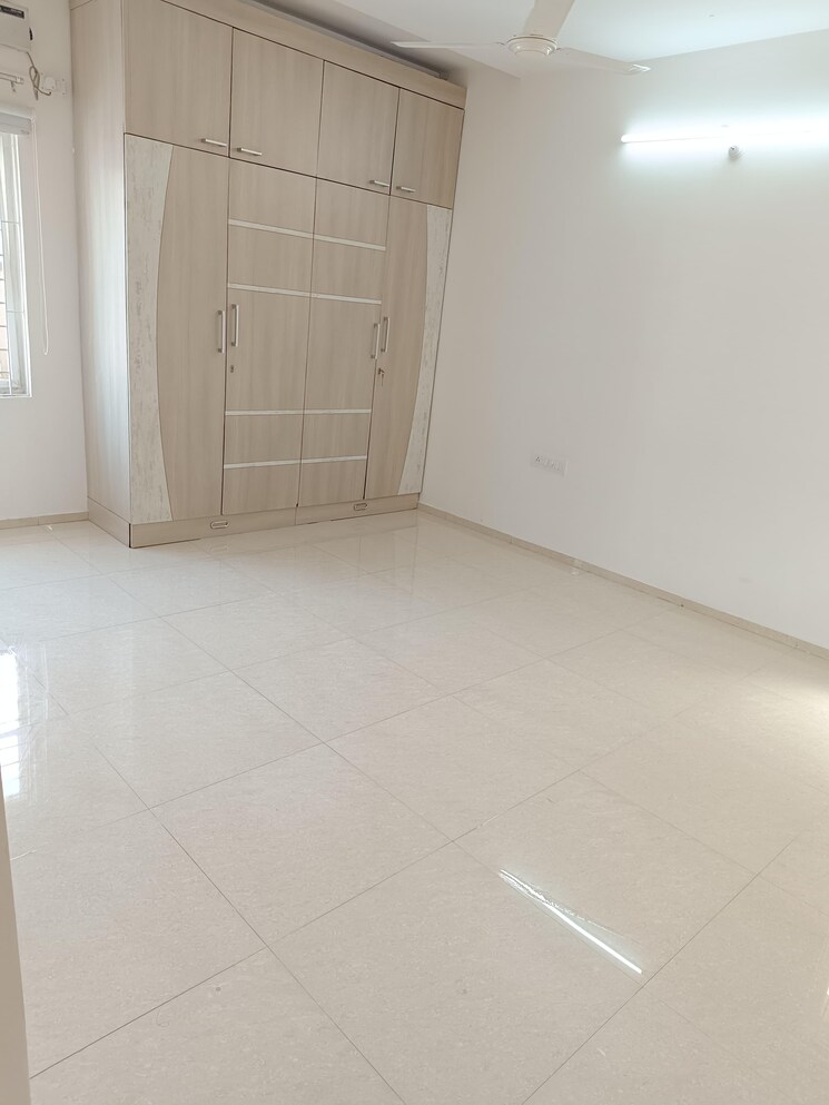 Room, madhapur 3 Bedroom 1775 Sq.Ft. Builder Floor In Madhapur Hyderabad 8722230