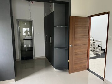 Room in 3 BHK Villa at Chamundipuram – for Sale