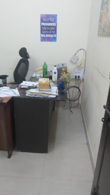 Master Bedroom in 1.5 BHK Builder Floor at Mayur Vihar – for Rent