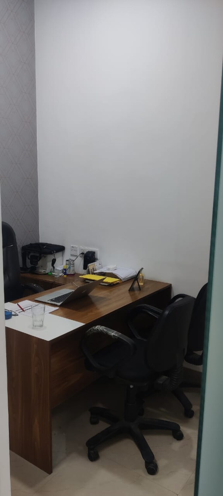Team Area, galaxy-welldone-tech-park Commercial Office Space 1000 Sq.Ft. In Sector 48 Gurgaon 8722349
