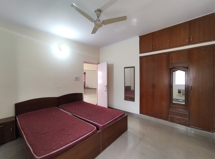 Master Bedroom, vasant kunj 3 Bedroom 1500 Sq.Ft. Apartment In Vasant Kunj Delhi 8722353