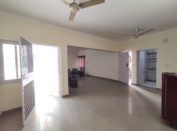 Building Lobby in 3 BHK Apartment at Vasant Kunj – for Rent