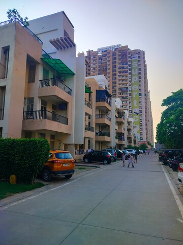 2.5 BHK Apartment – Exterior View View at Supertech Oxford Square, Sector 16b Greater Noida - for Sale