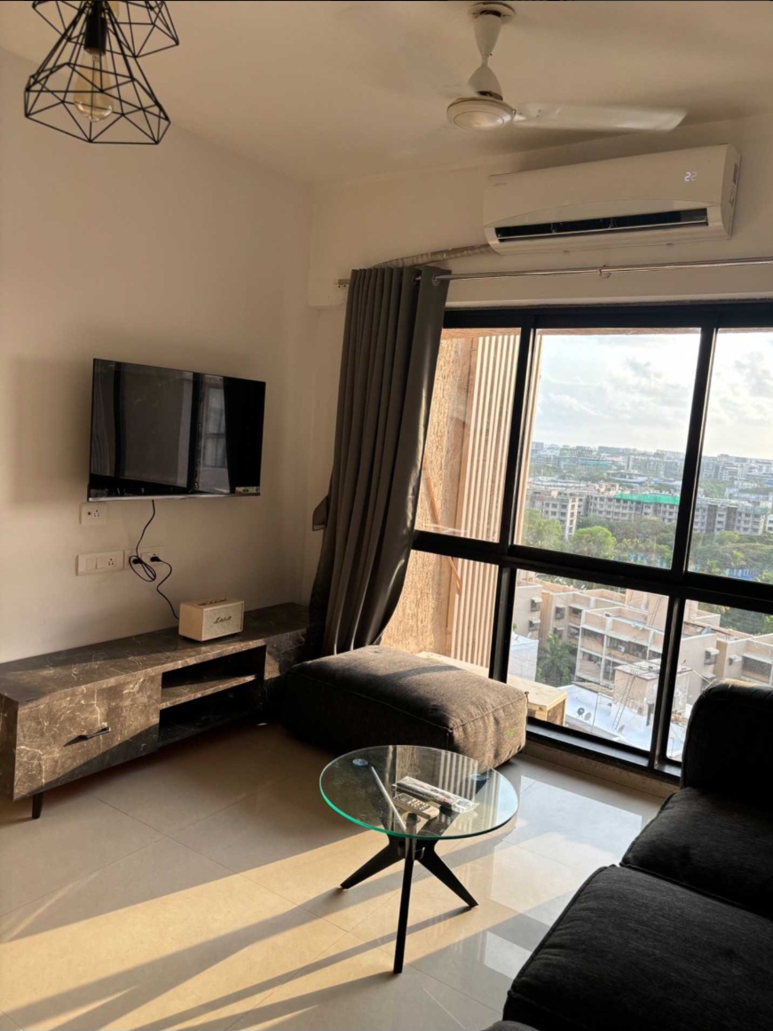 2 BHK Apartment For Sale in Kanakia Rainforest