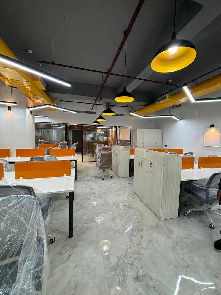 Team Area, vipul-trade-centre Commercial Office Space 1000 Sq.Ft. In Sector 48 Gurgaon 8722439