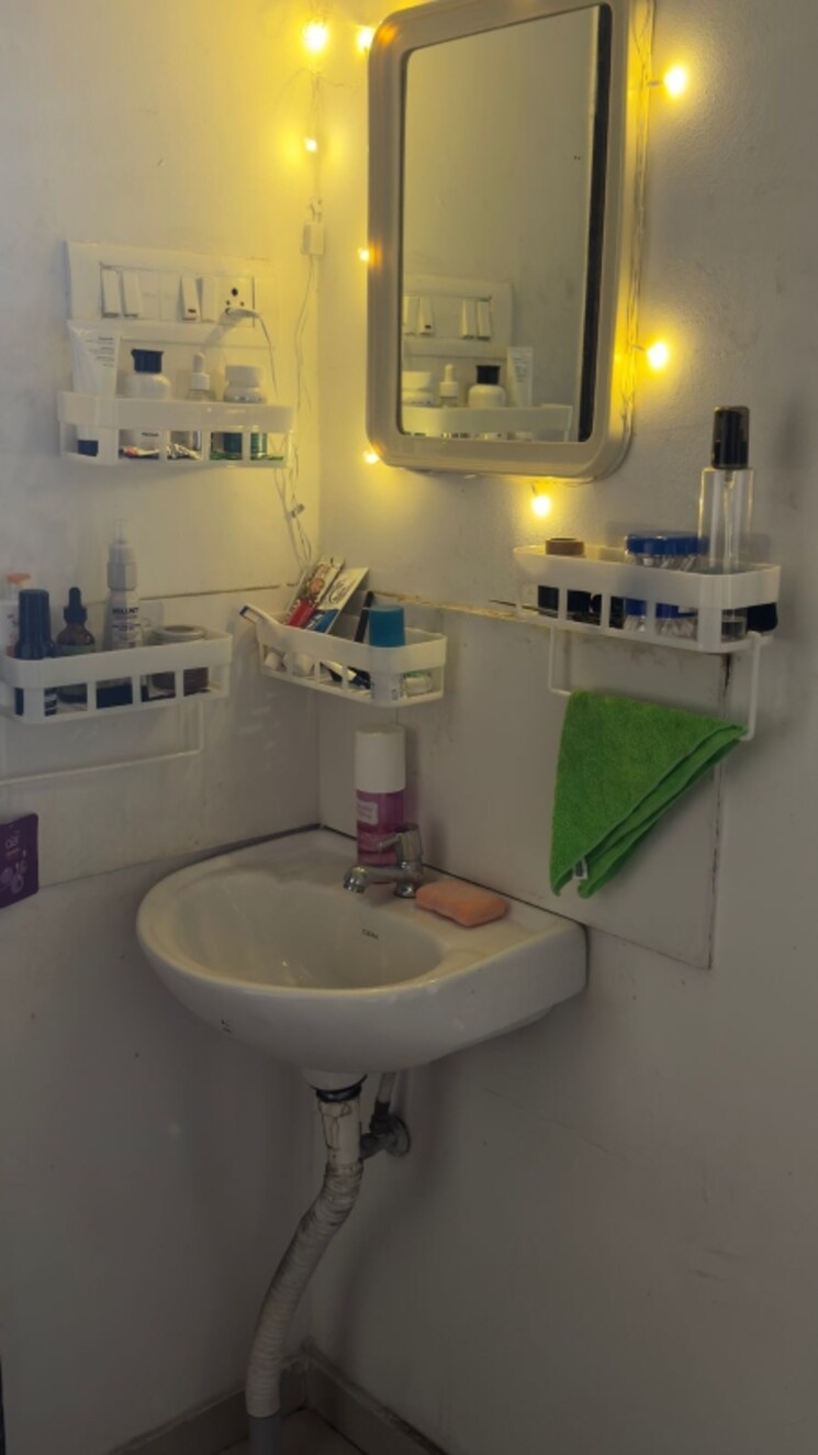 Bathroom, mantra-24-west 1 Bedroom 600 Sq.Ft. Apartment In Gahunje Pune 8722475