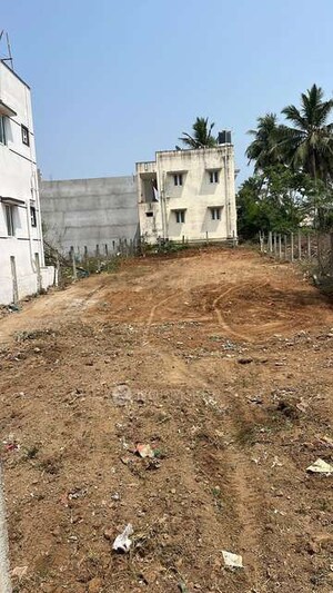  Plot For Sale in Preet Vihar