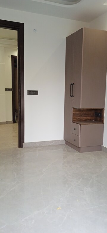 3 BHK Builder Floor For Sale in Mahavir Enclave 1