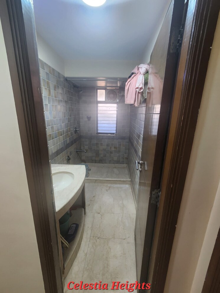 Bathroom, celestia-heights 2 Bedroom 1050 Sq.Ft. Apartment In Malad West Mumbai 8722528
