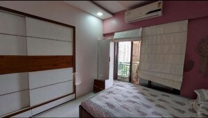 Room in 2 BHK Apartment at Uma Acropolis And Neopolis, Ghodbunder Road – for Sale