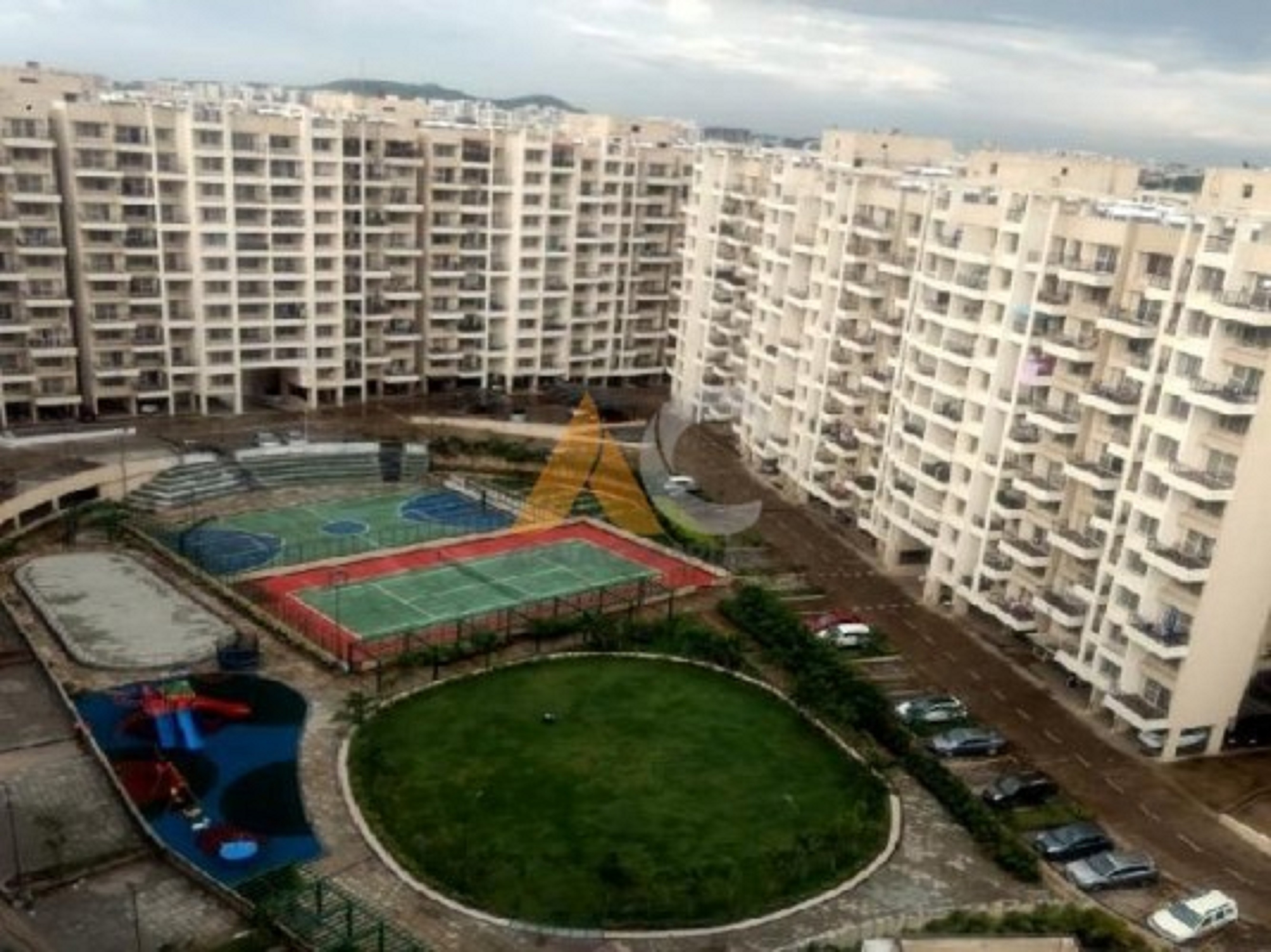 3 BHK + Servant Room 1400 Sq.Ft. Apartment in Brahma Suncity