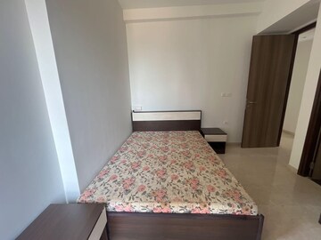 Bedroom in 5 BHK Apartment at Lodha The Park, Worli – for Rent