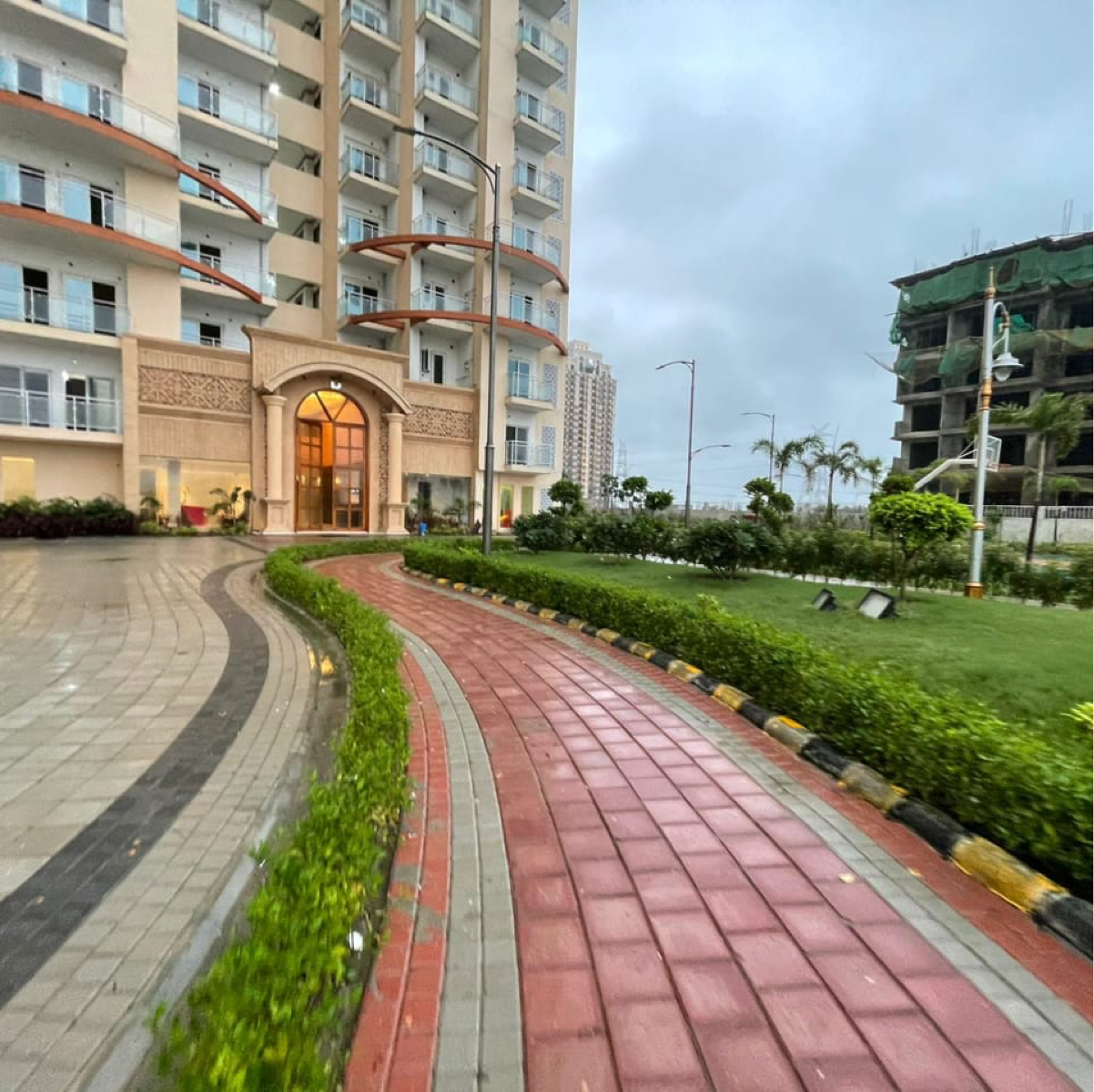 3 BHK 1625 Sq.Ft. Apartment in Samridhi Luxuriya Avenue