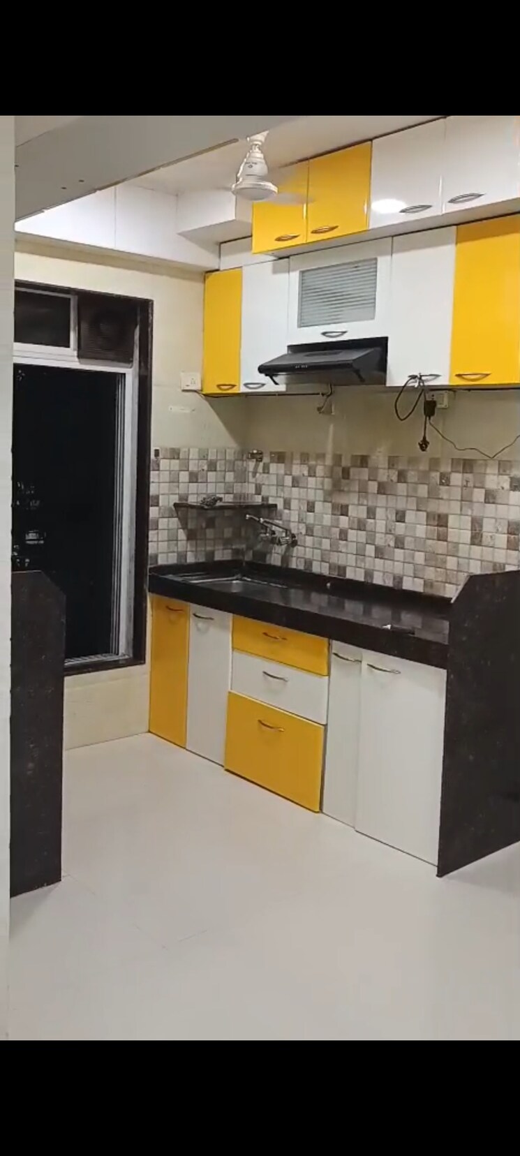 Kitchen, bineeta-shree-vigneshwar-chs 1 Bedroom 418 Sq.Ft. Apartment In Vile Parle East Mumbai 8722713