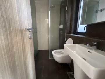 Team Area in 5 BHK Apartment at Lodha The Park, Worli – for Rent