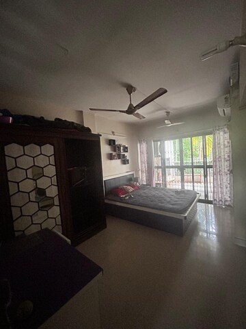 Living Room in 3 BHK Apartment at Kothrud – for Rent