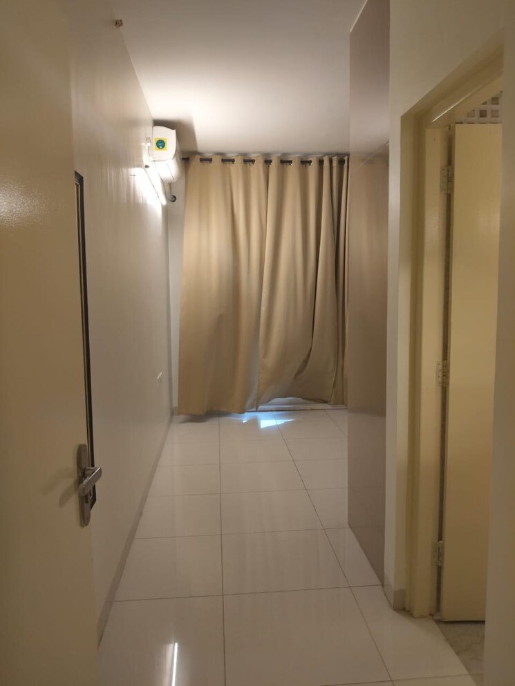 Bathroom, salarpuria-sattva-divinity 3 Bedroom 1930 Sq.Ft. Apartment In Mysore Road Bangalore 8722719