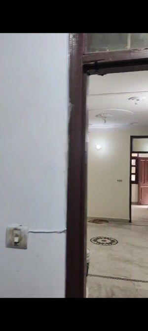 2.5 BHK Builder Floor For Sale in Laxmi Nagar