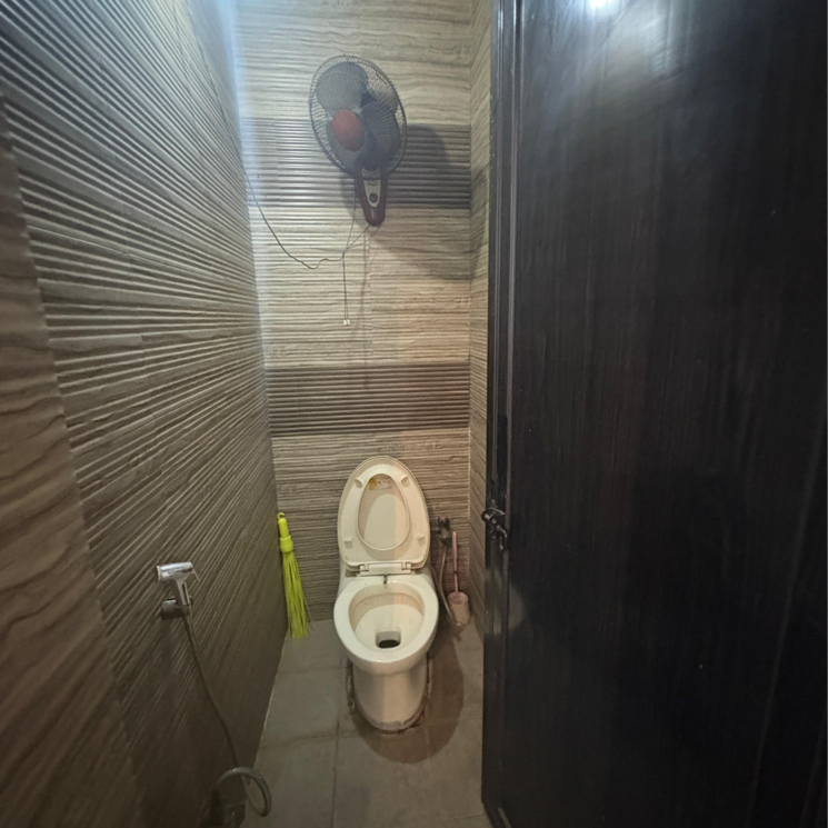 Bathroom, malviya nagar 2 Bedroom 1000 Sq.Ft. Builder Floor In Malviya Nagar Delhi 8722792
