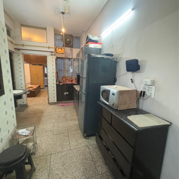Living Room in 2 BHK Builder Floor at Malviya Nagar – for Rent