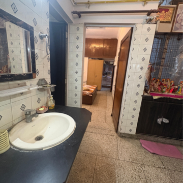 Team Area in 2 BHK Builder Floor at Malviya Nagar – for Rent