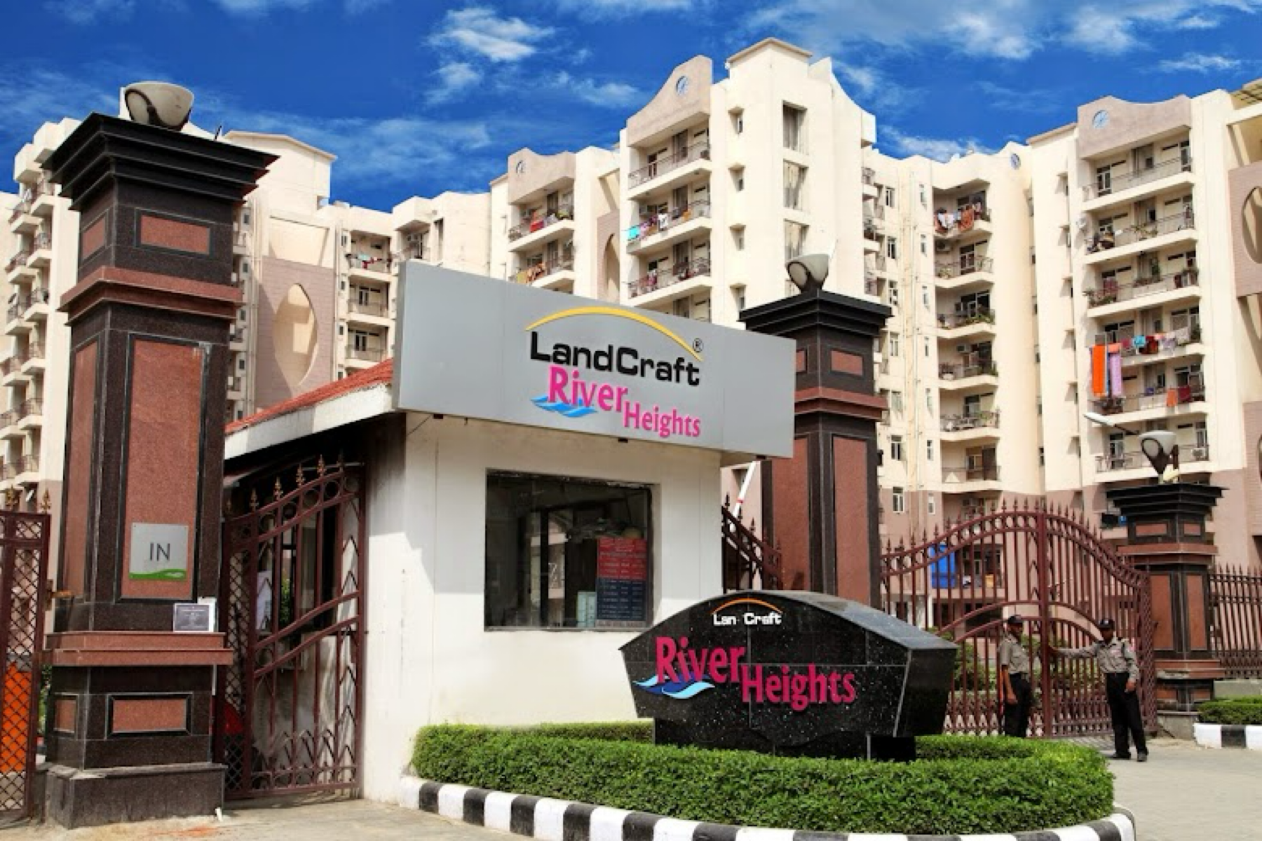 2 BHK + Extra Room Apartment For Rent in LandCraft River Heights